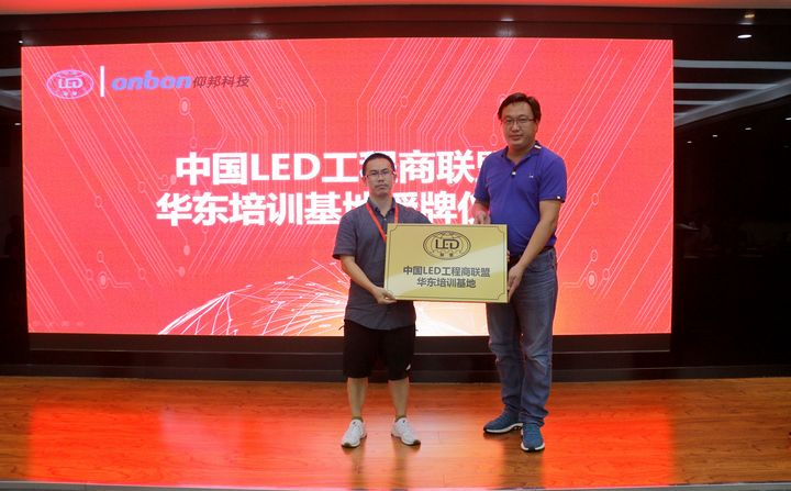 mg冰球突破·豪华版(试玩)官方网站