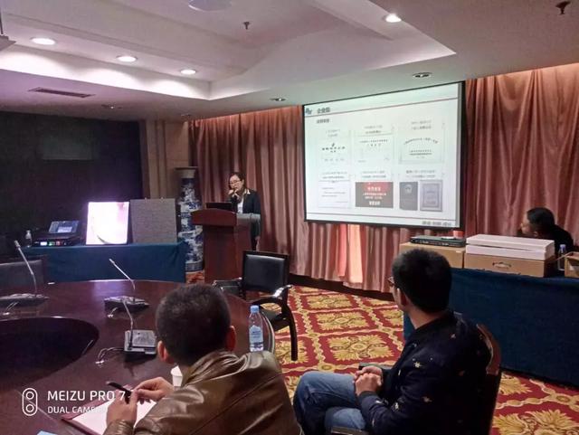 mg冰球突破·豪华版(试玩)官方网站