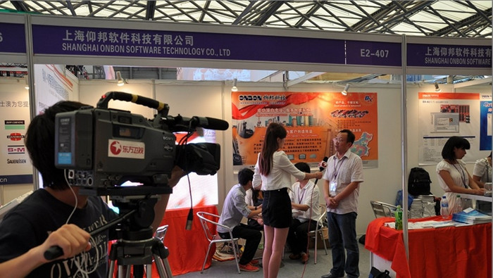 mg冰球突破·豪华版(试玩)官方网站