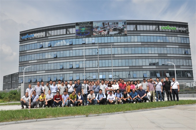 mg冰球突破·豪华版(试玩)官方网站