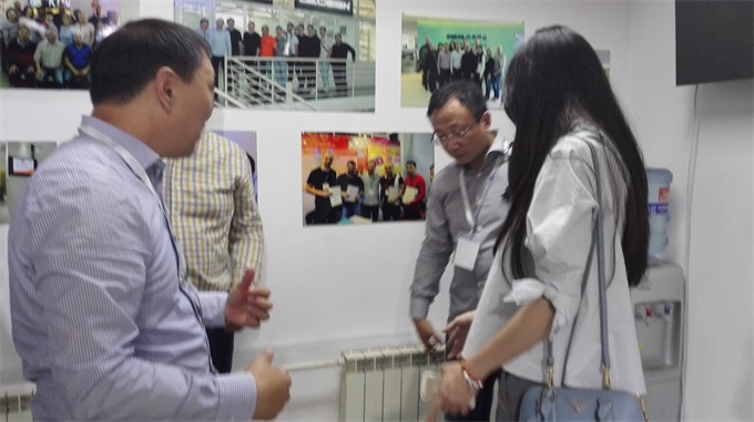 mg冰球突破·豪华版(试玩)官方网站